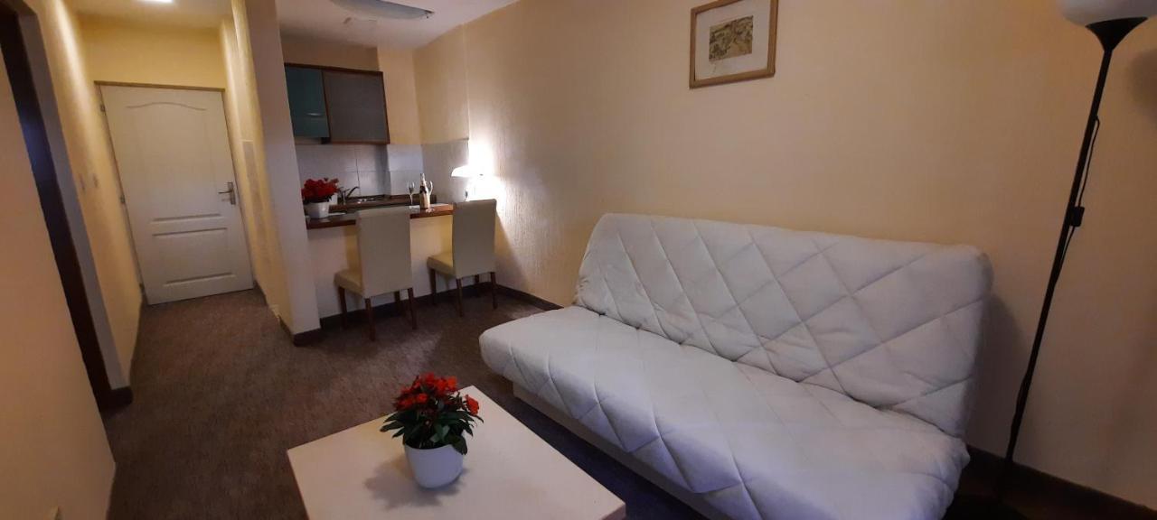 Ambassador Apartments Petrovac 외부 사진