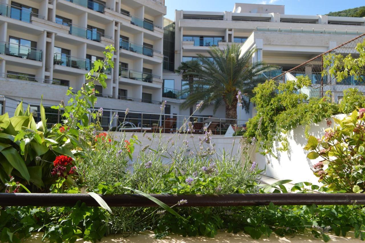 Ambassador Apartments Petrovac 외부 사진